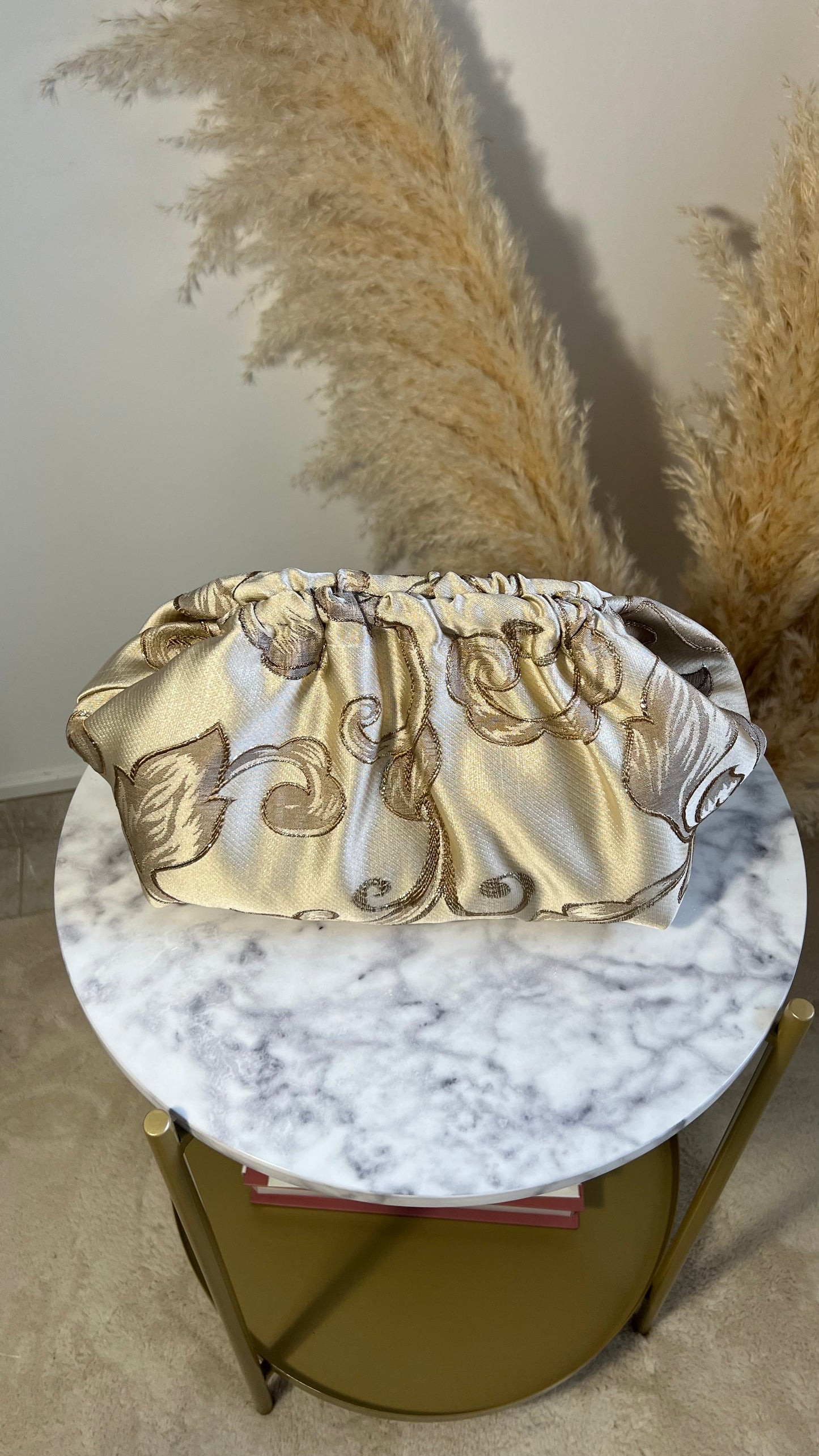 Pouch broccato