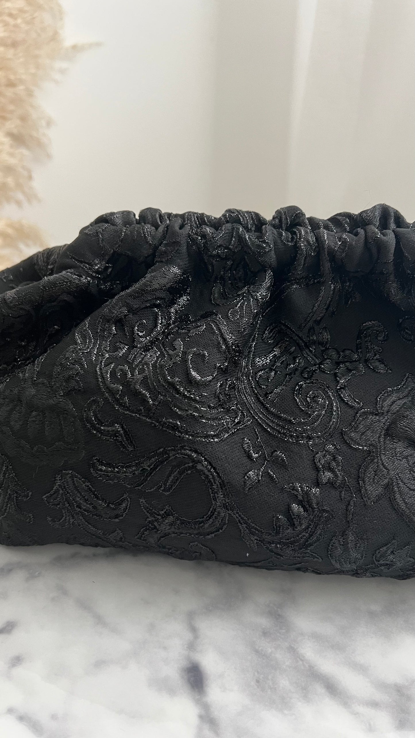 Eleganza in nero (media)