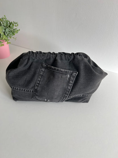Denim Pouch – Edizione Limitata Upcycled